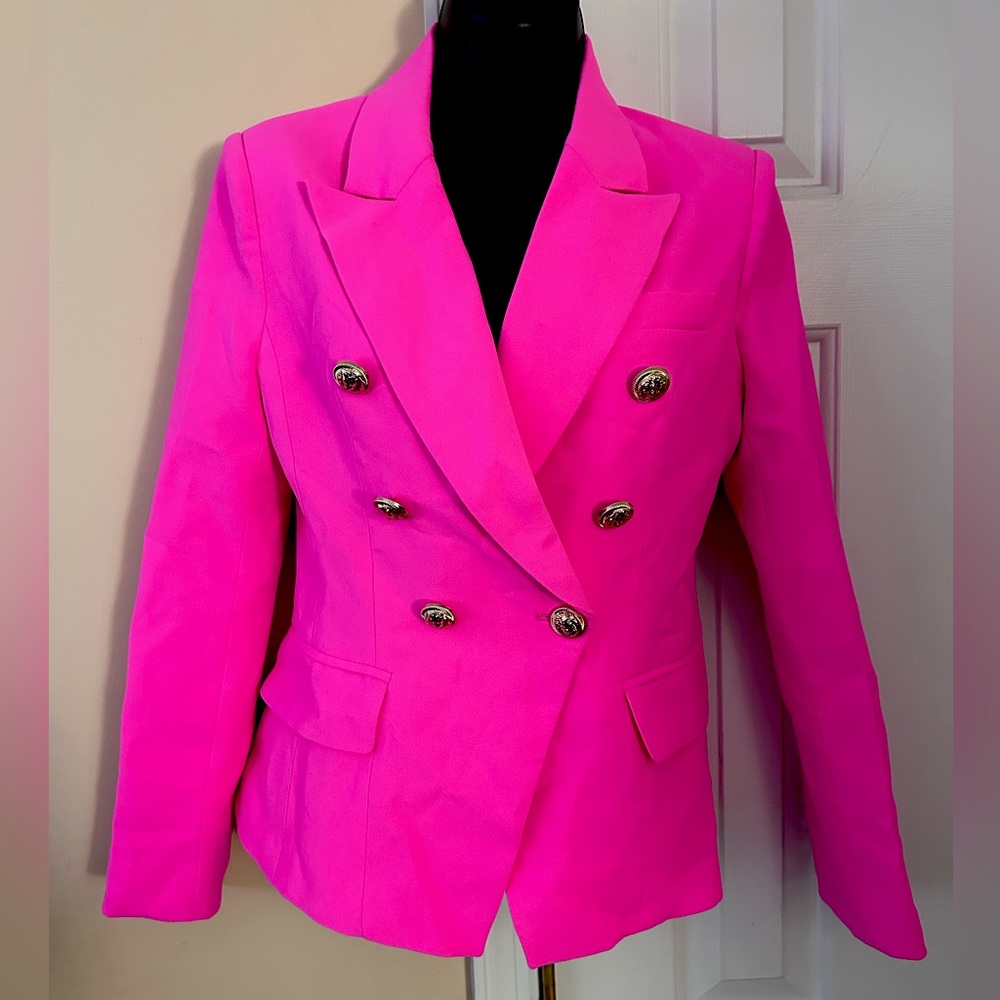 PRICE DROP SALE BNWOT  Barbie Pink Custom Made Neon/ Gold buttons blazer